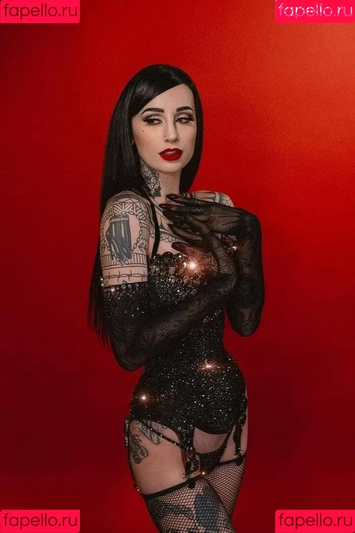 Emma Vauxdevil Onlyfans Photo Gallery 