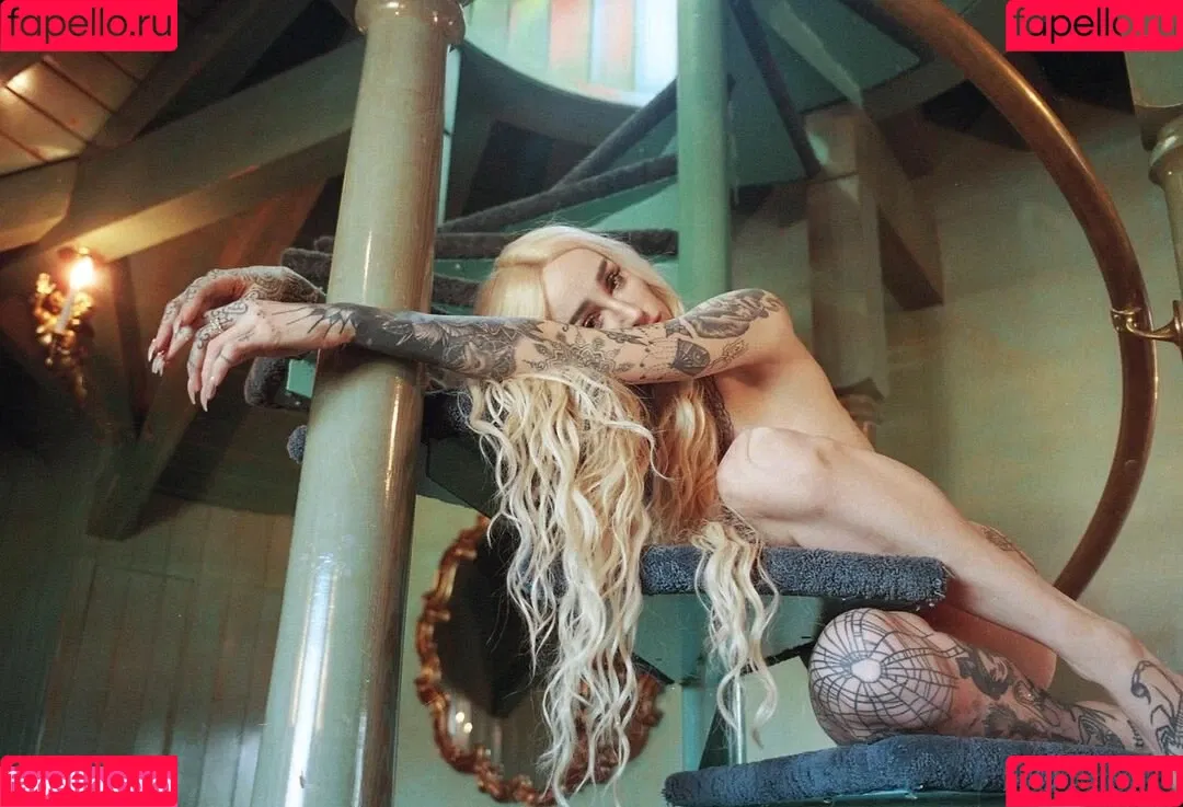Emma Vauxdevil Onlyfans Photo Gallery 