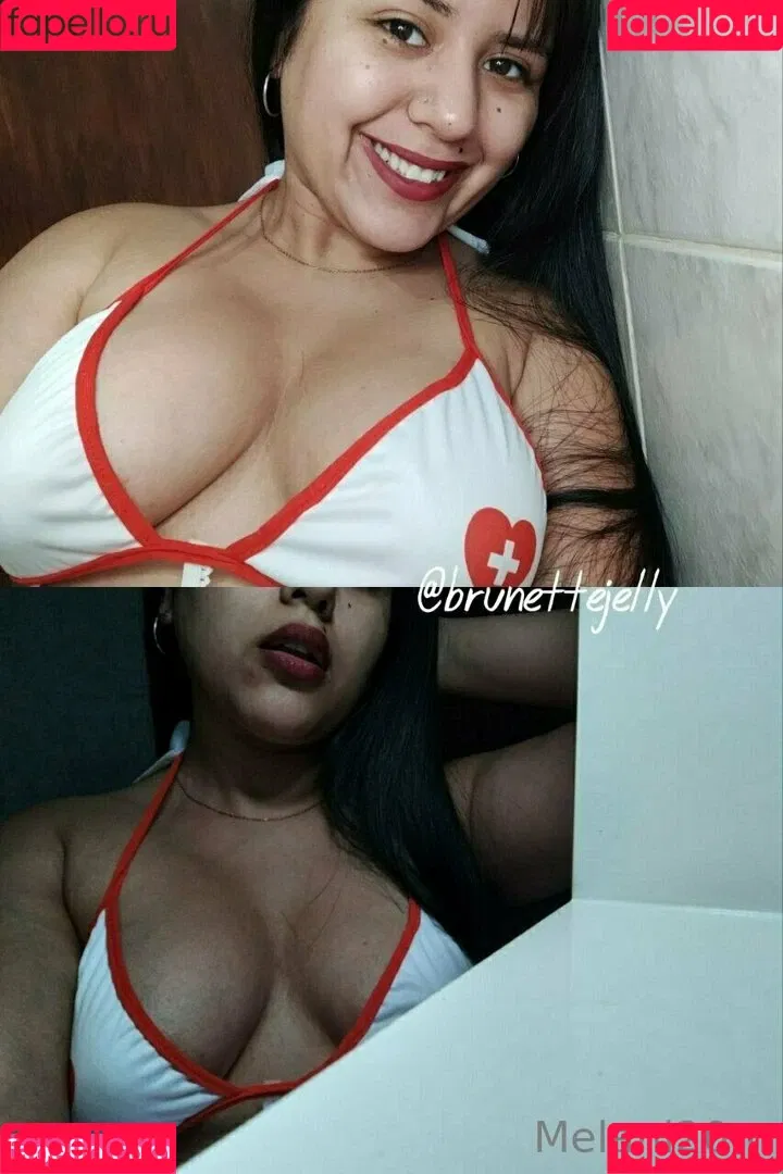 melani20m Onlyfans Photo Gallery 
