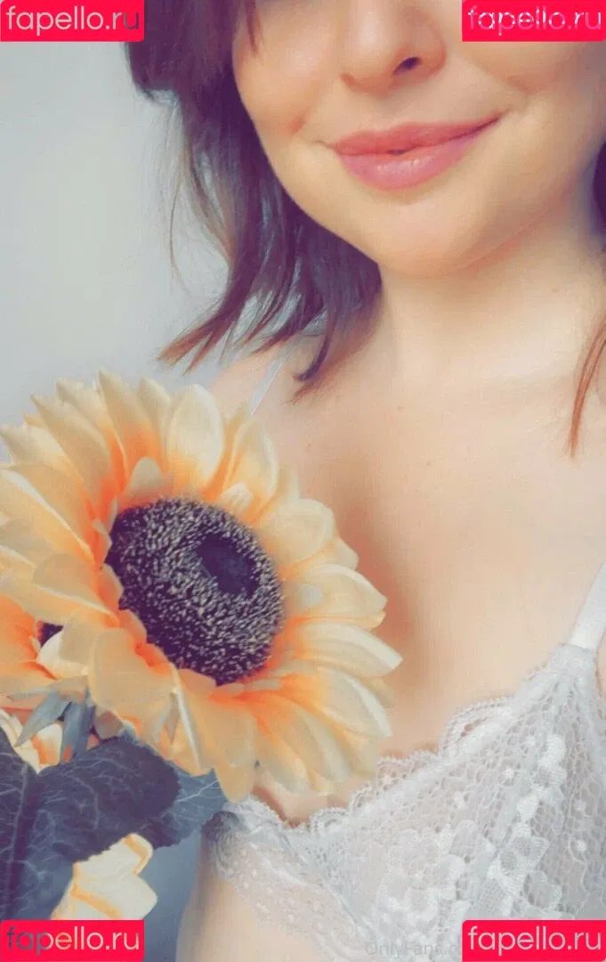 mynameiscat Onlyfans Photo Gallery 