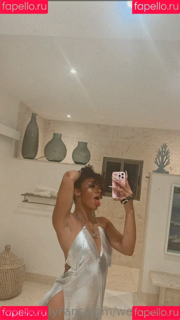 wetkittybri Onlyfans Photo Gallery 