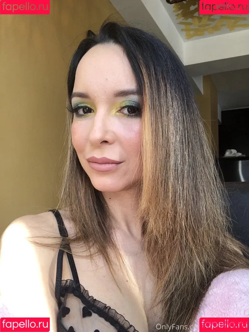 francysbelle Onlyfans Photo Gallery 