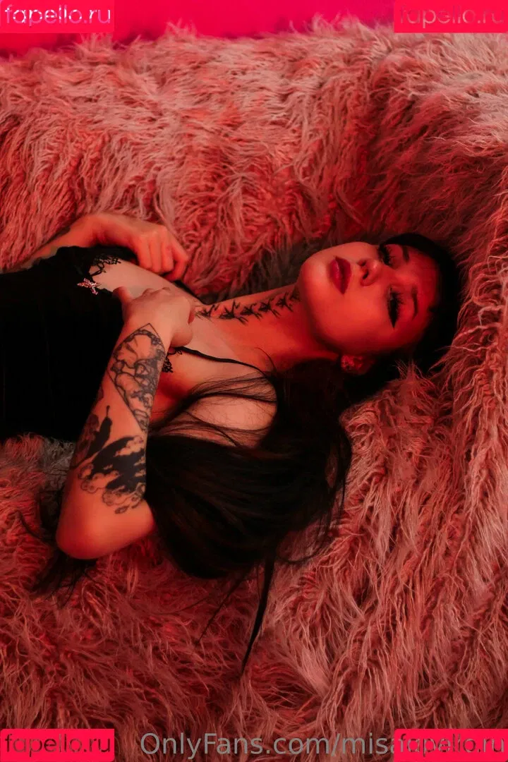 misakivirgin Onlyfans Photo Gallery 