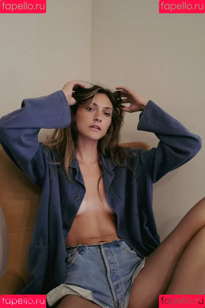 Emily Hall Onlyfans Photo Gallery 