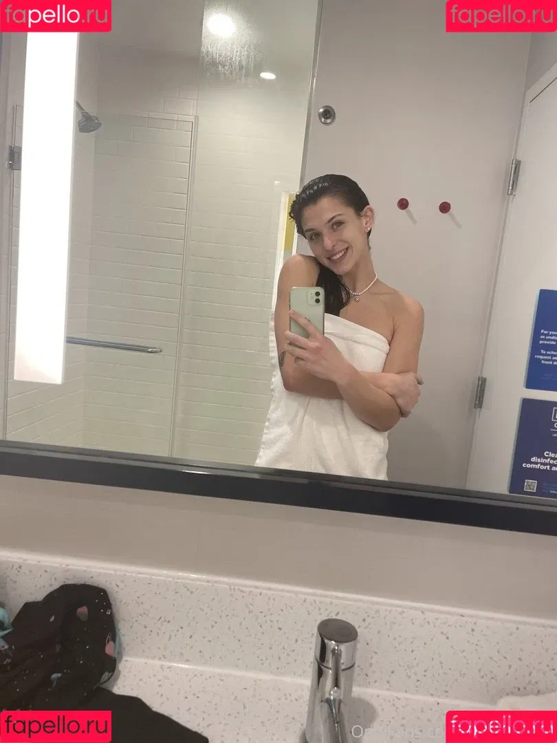 Leah Gotti Onlyfans Photo Gallery 