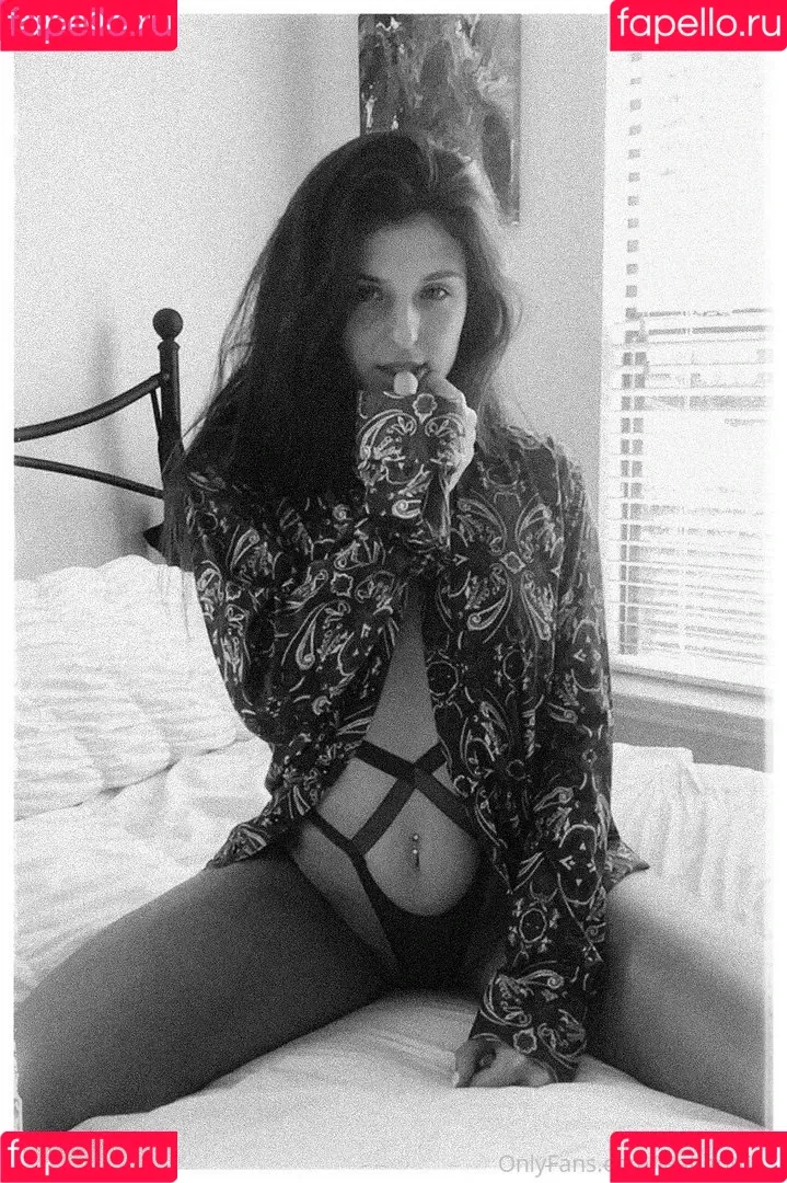Leah Gotti Onlyfans Photo Gallery 