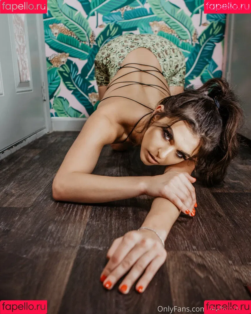 Leah Gotti Onlyfans Photo Gallery 