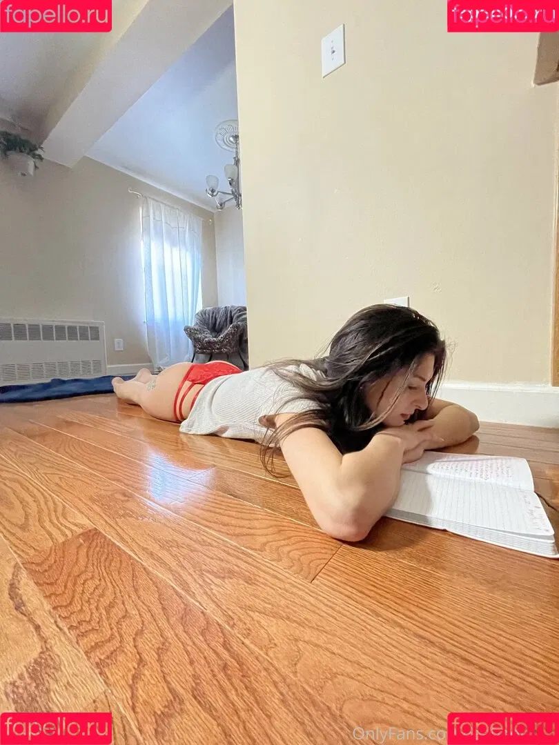 Leah Gotti Onlyfans Photo Gallery 