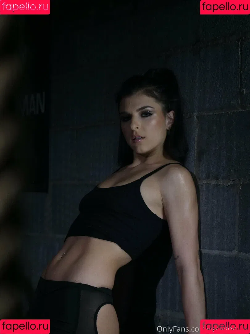 Leah Gotti Onlyfans Photo Gallery 