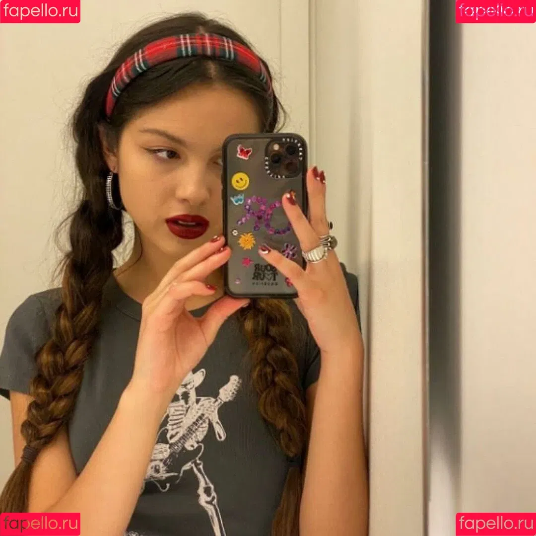 Olivia Rodrigo Onlyfans Photo Gallery 