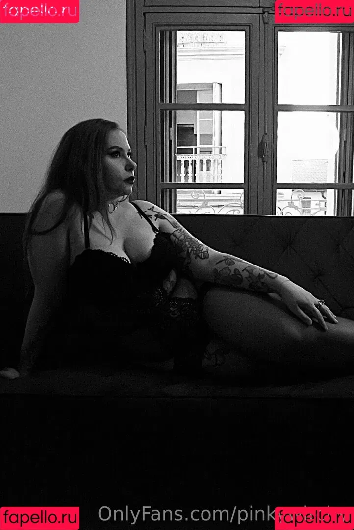 pinkywitchy Onlyfans Photo Gallery 