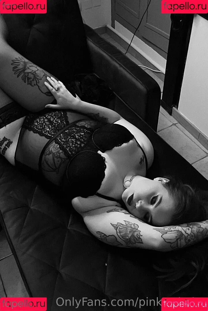 pinkywitchy Onlyfans Photo Gallery 