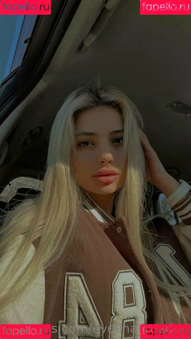 evelinalittledemon Onlyfans Photo Gallery 