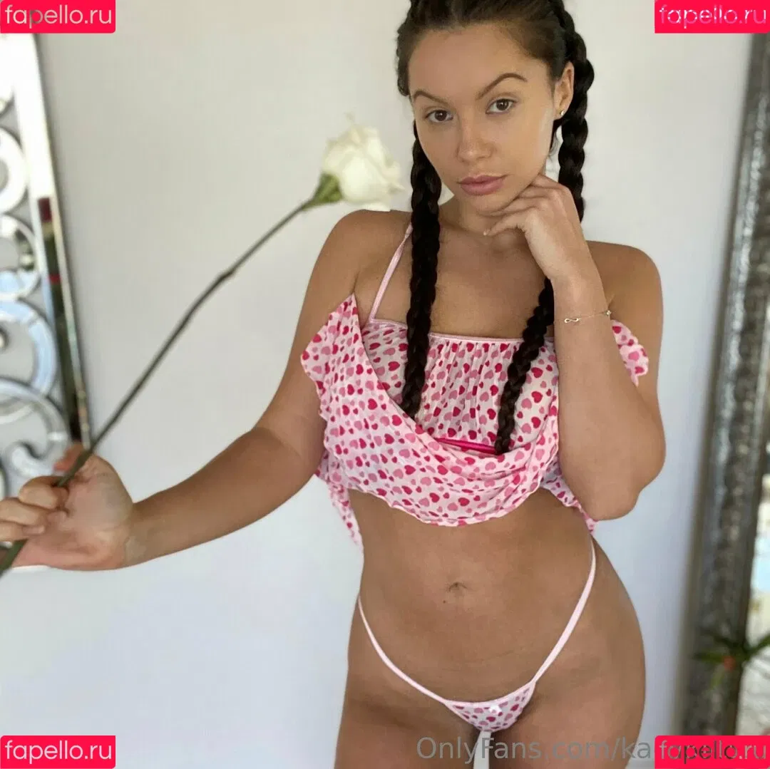 kacyklittty Onlyfans Photo Gallery 