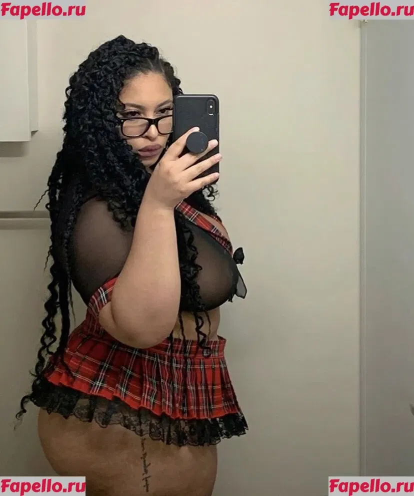 Thegirlofyourdreamz Onlyfans Photo Gallery 