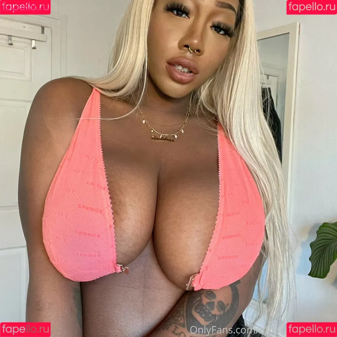 Effy Flame Onlyfans Photo Gallery 