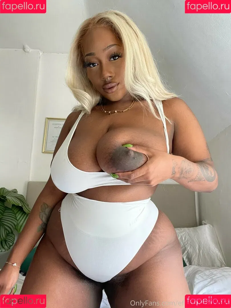 Effy Flame Onlyfans Photo Gallery 