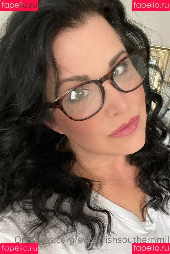 evparrishsouthernmil Onlyfans Photo Gallery 
