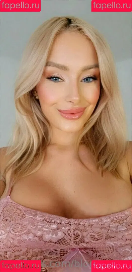 Anna Brown Onlyfans Photo Gallery 