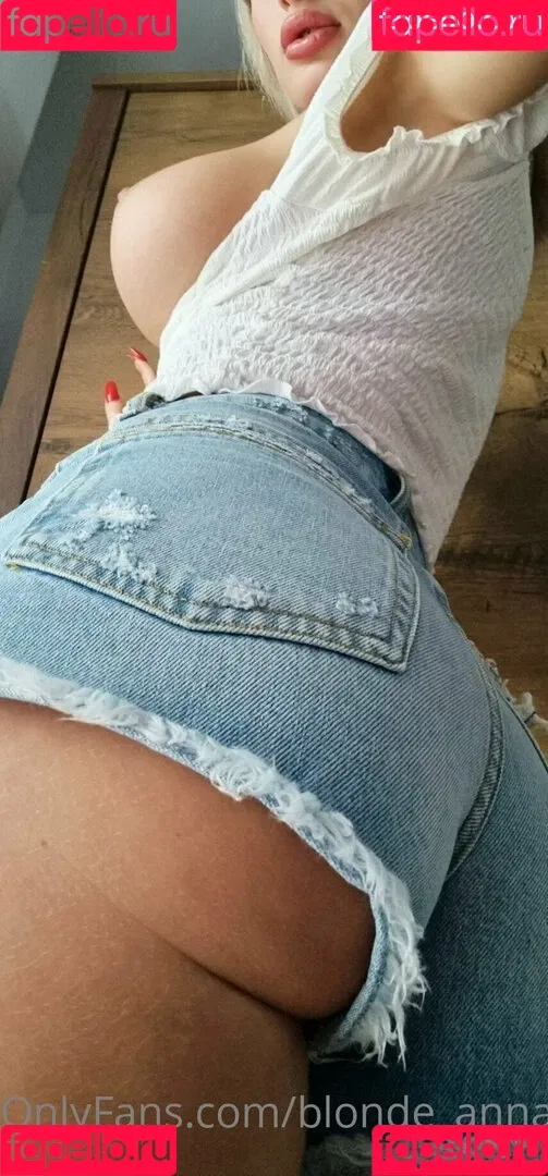 Anna Brown Onlyfans Photo Gallery 