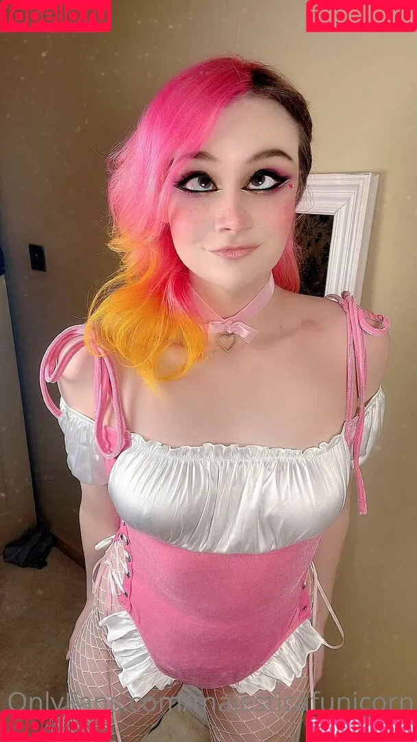 majesticafunicorn Onlyfans Photo Gallery 