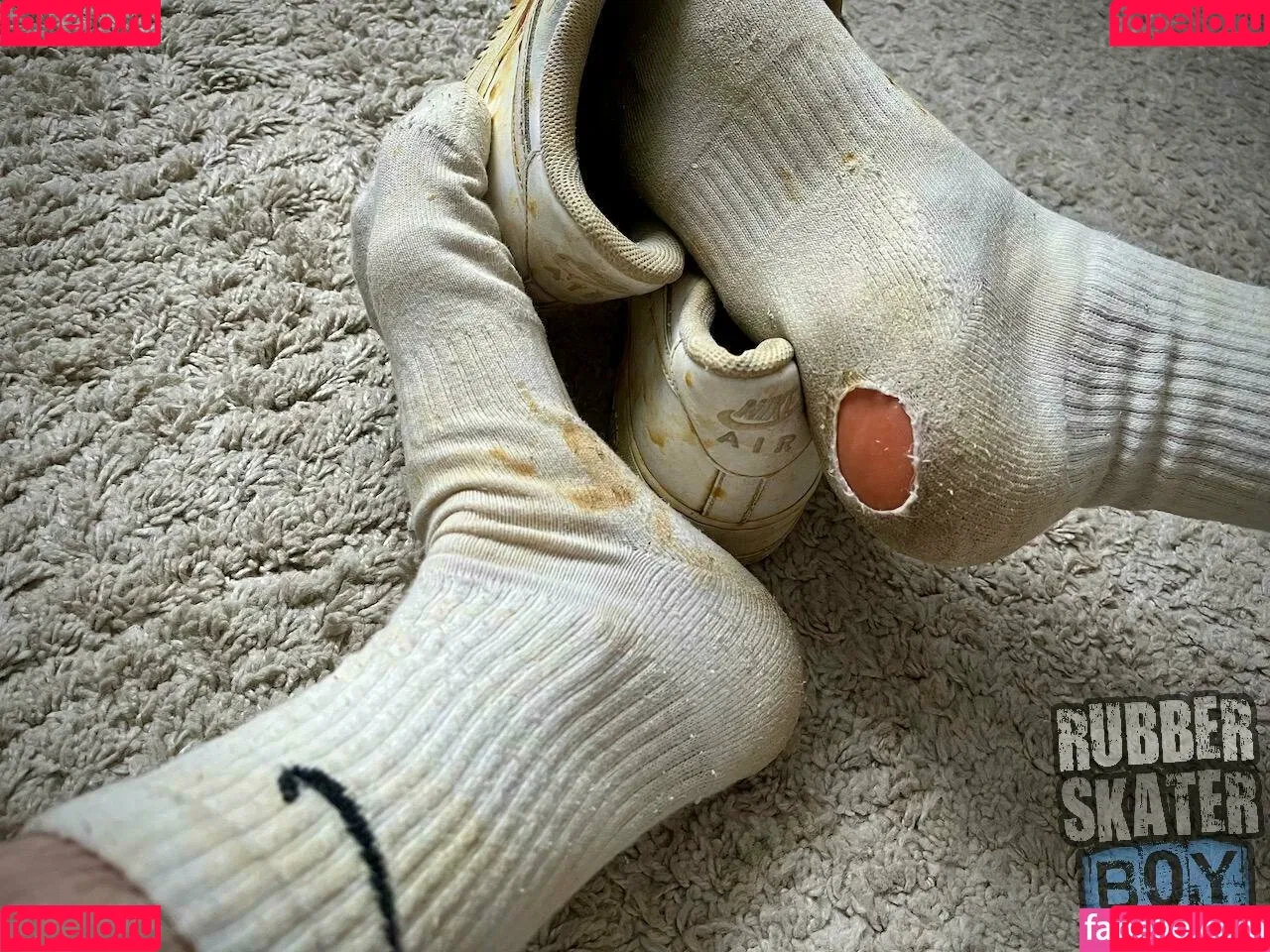 rubberskaterboy Onlyfans Photo Gallery 