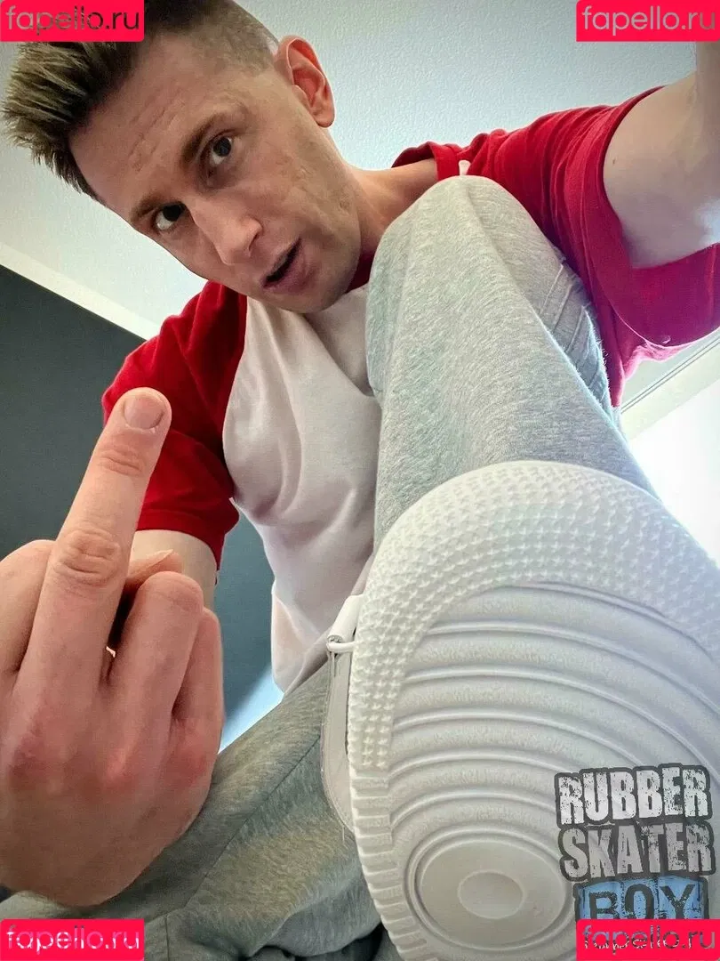 rubberskaterboy Onlyfans Photo Gallery 