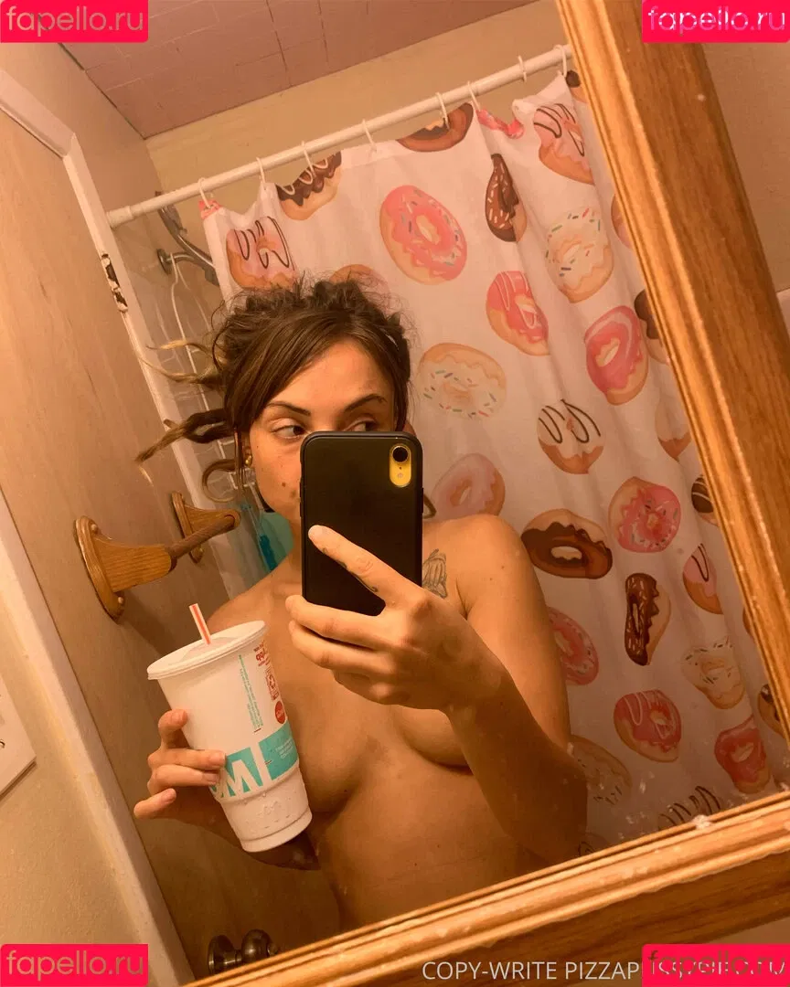 PizzaPussyPie Onlyfans Photo Gallery 