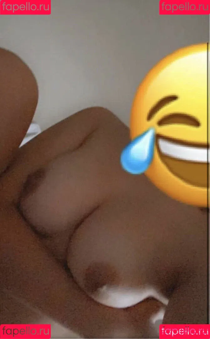 officialairlia Onlyfans Photo Gallery 