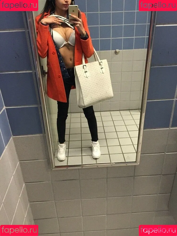 frenchkissthepvssy Onlyfans Photo Gallery 