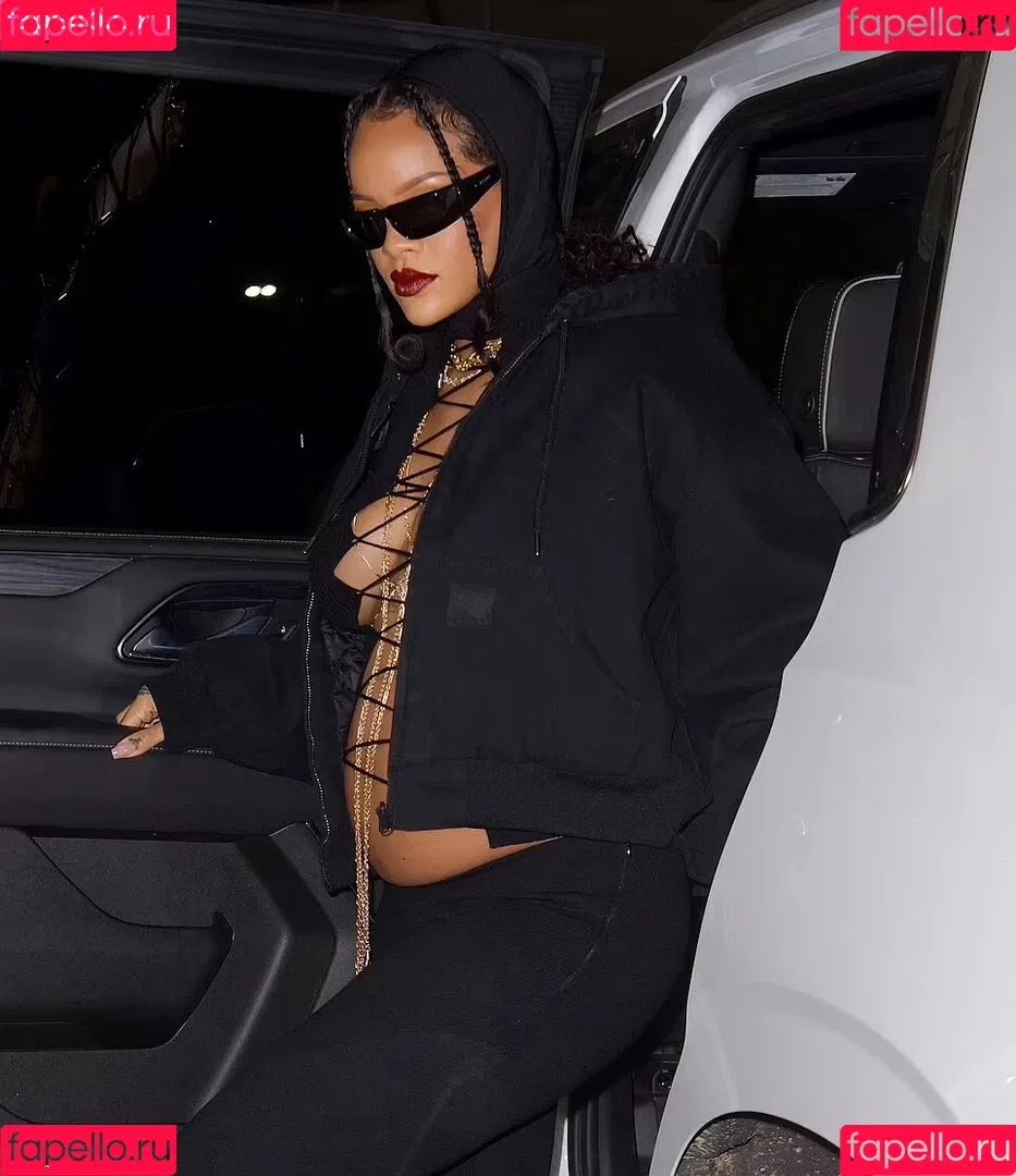 Rihanna Onlyfans Photo Gallery 