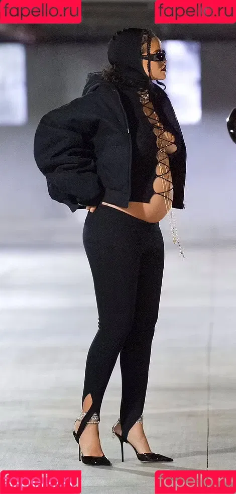 Rihanna Onlyfans Photo Gallery 