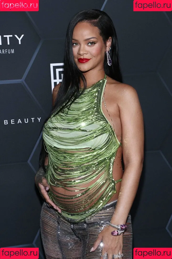 Rihanna Onlyfans Photo Gallery 