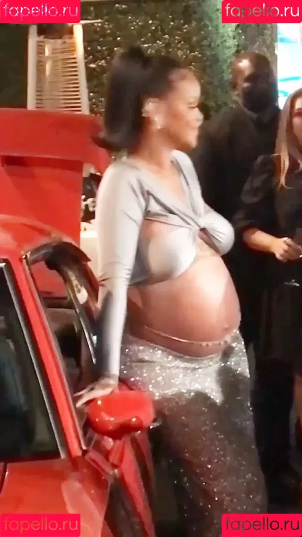 Rihanna Onlyfans Photo Gallery 