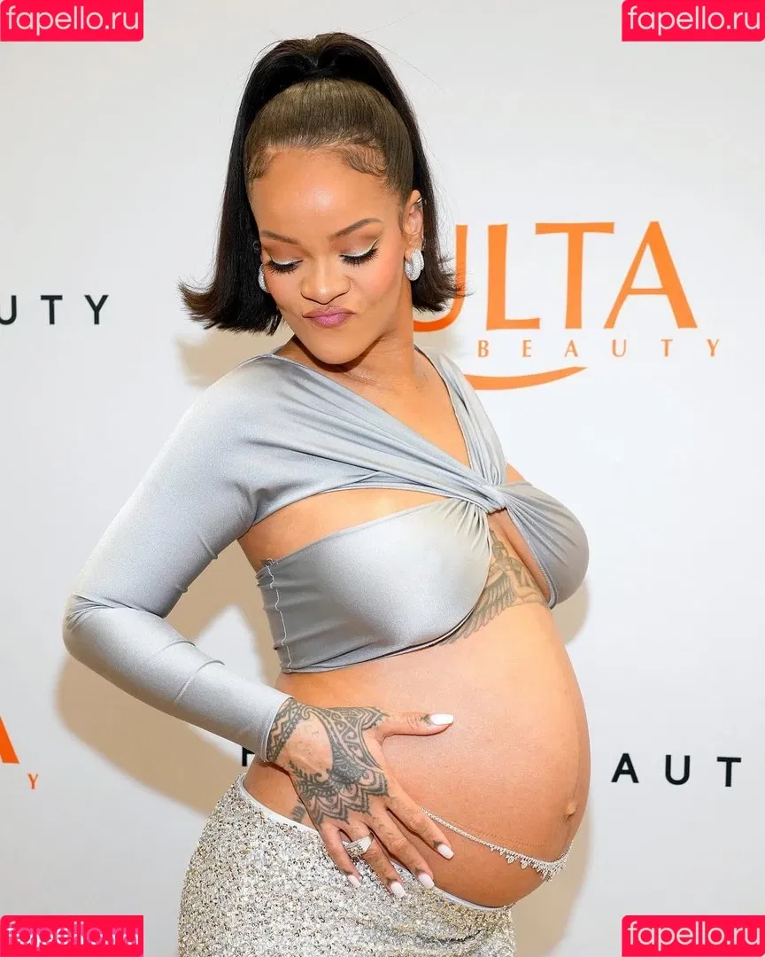 Rihanna Onlyfans Photo Gallery 