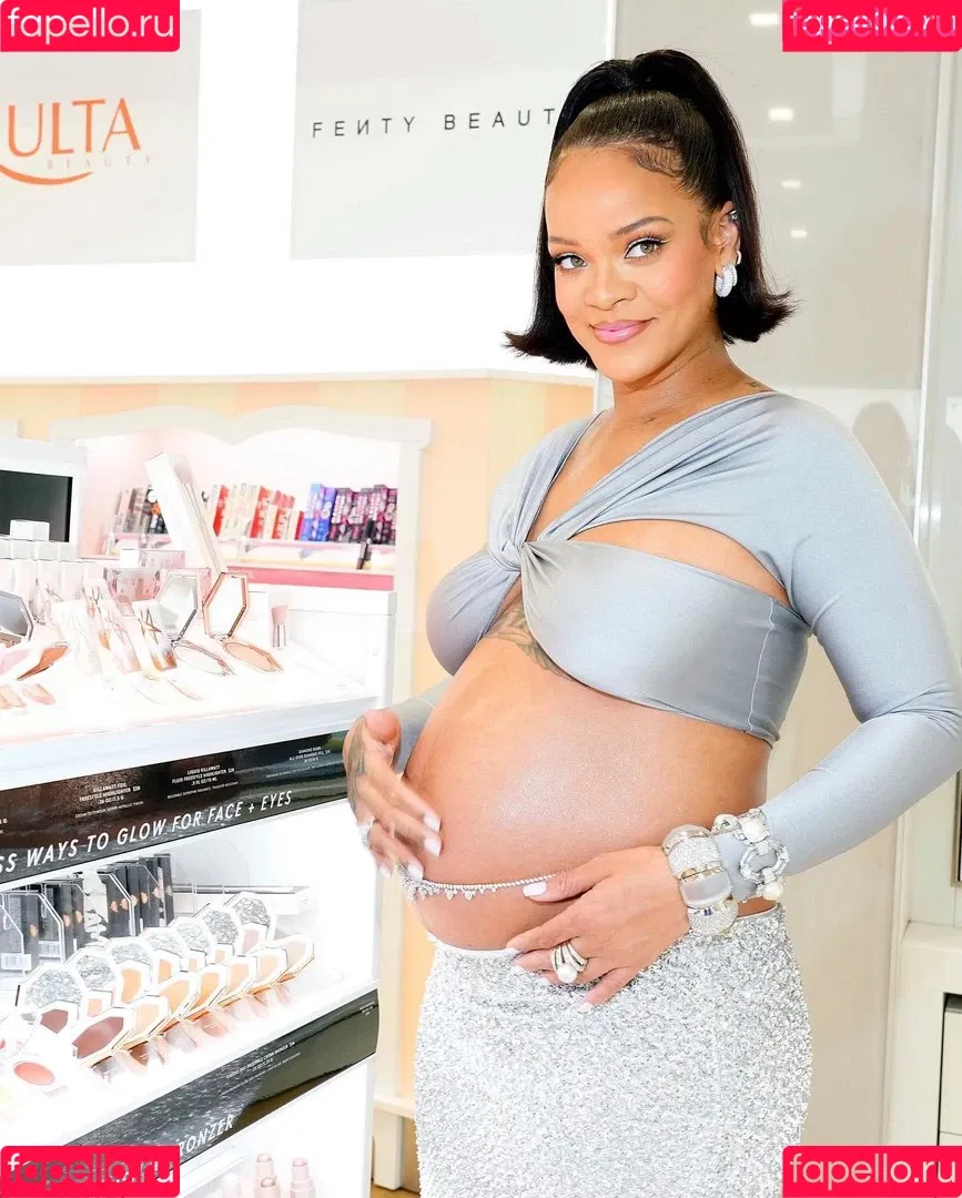 Rihanna Onlyfans Photo Gallery 