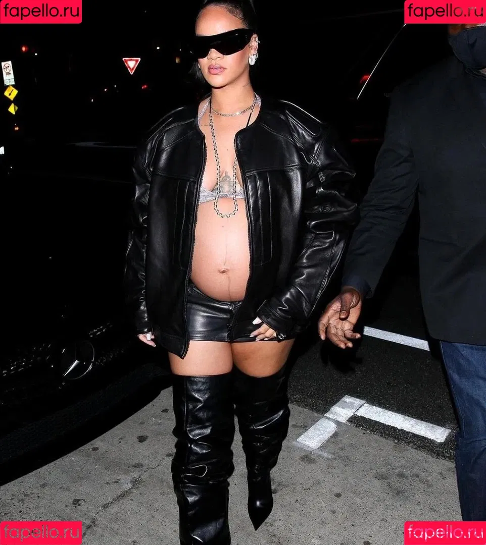 Rihanna Onlyfans Photo Gallery 