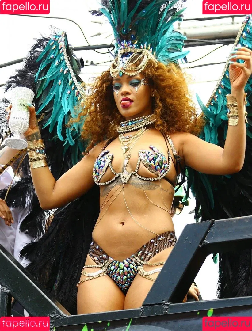 Rihanna Onlyfans Photo Gallery 