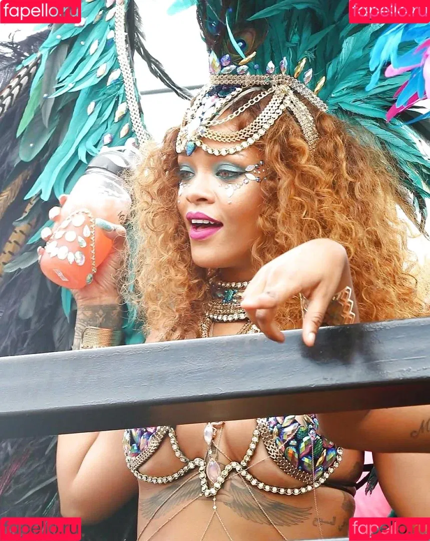 Rihanna Onlyfans Photo Gallery 