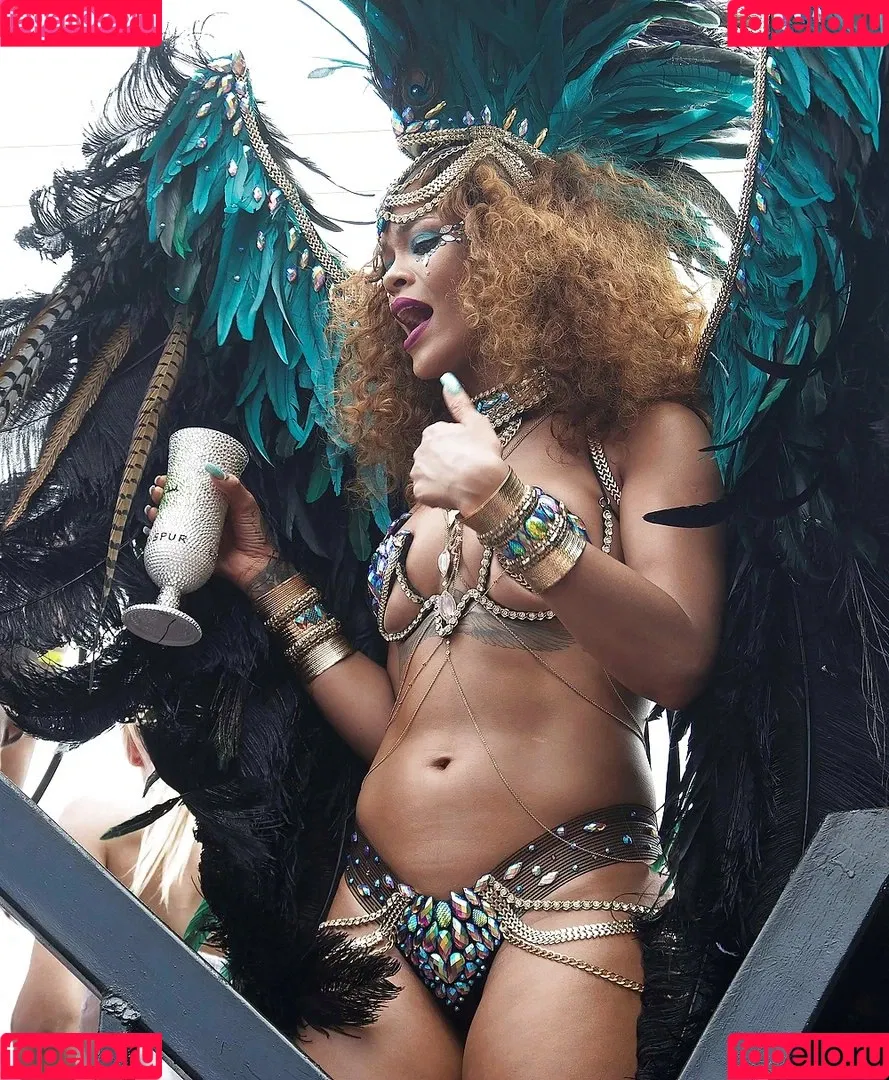 Rihanna Onlyfans Photo Gallery 