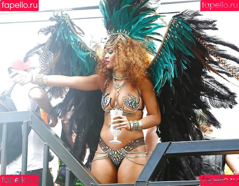Rihanna Onlyfans Photo Gallery 