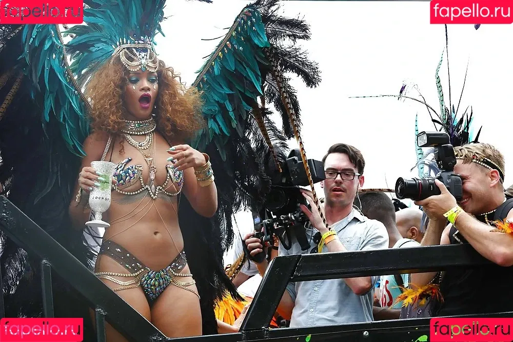 Rihanna Onlyfans Photo Gallery 
