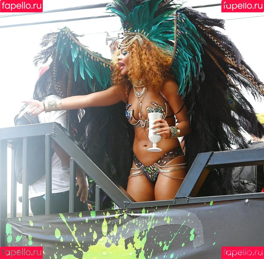 Rihanna Onlyfans Photo Gallery 