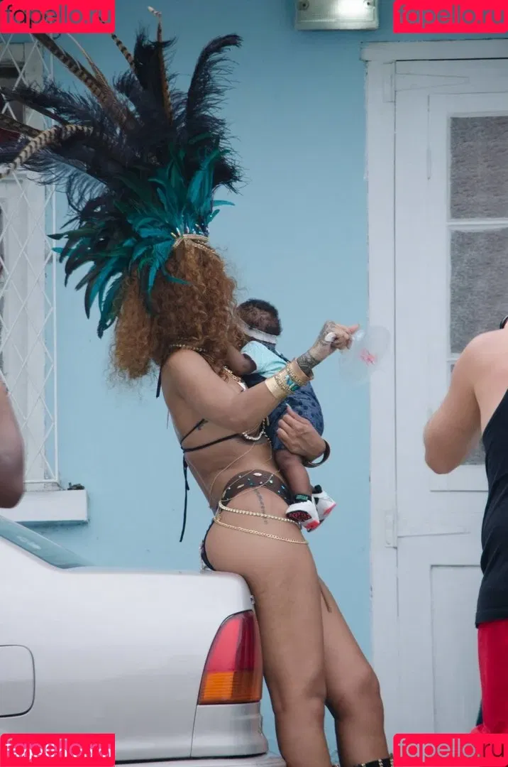 Rihanna Onlyfans Photo Gallery 