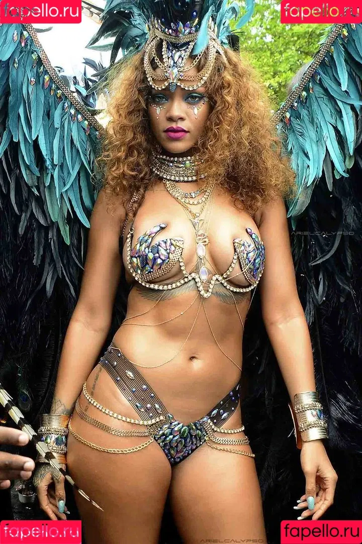Rihanna Onlyfans Photo Gallery 