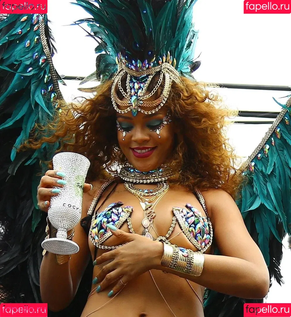 Rihanna Onlyfans Photo Gallery 