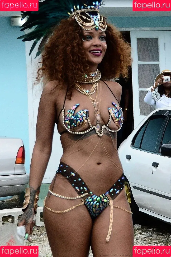 Rihanna Onlyfans Photo Gallery 
