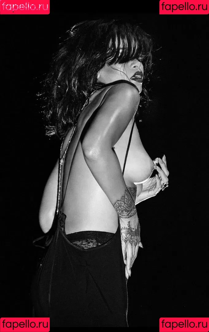 Rihanna Onlyfans Photo Gallery 