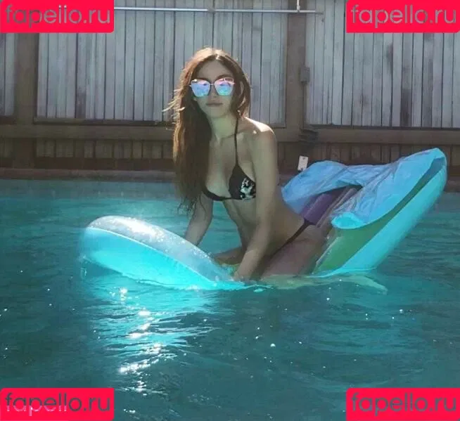 moonstreuxx Onlyfans Photo Gallery 