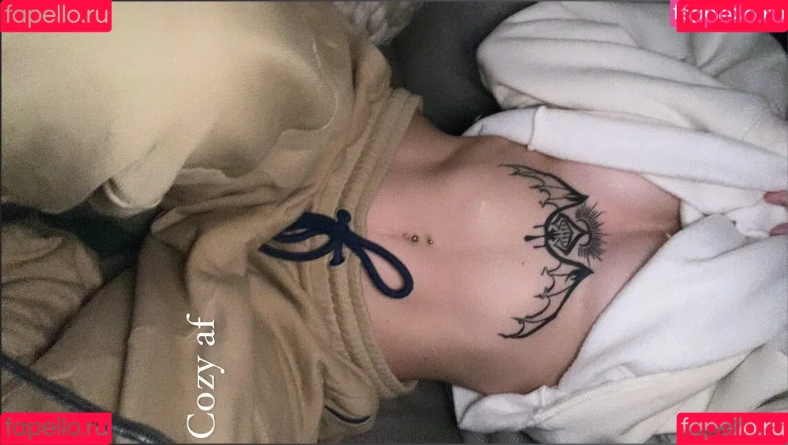 moonstreuxx Onlyfans Photo Gallery 